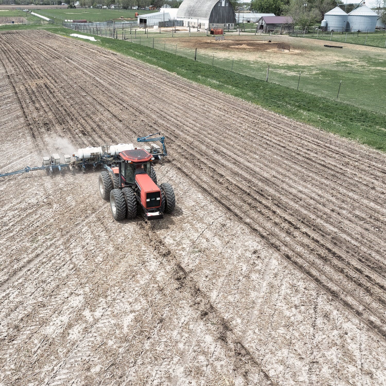 Best Rotary Tiller for Tractor Review & Buying Guide