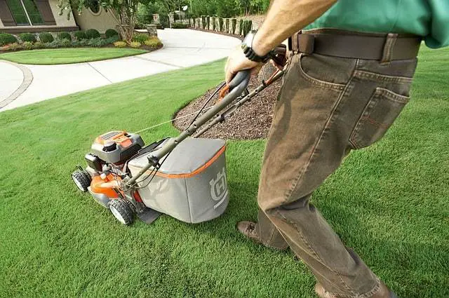 Lawn mower lawnmower