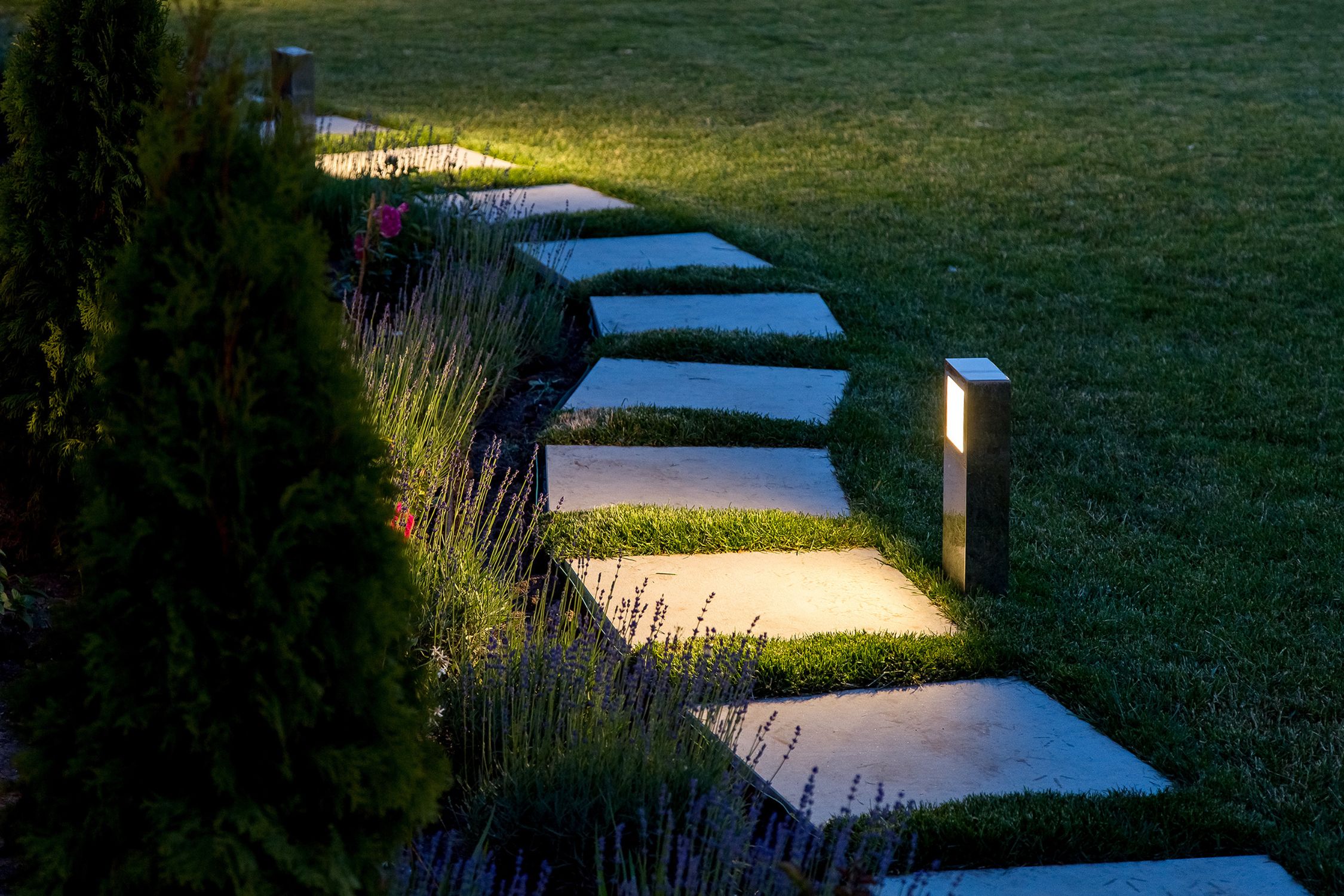 What To Consider When Setting Up Landscape Lighting